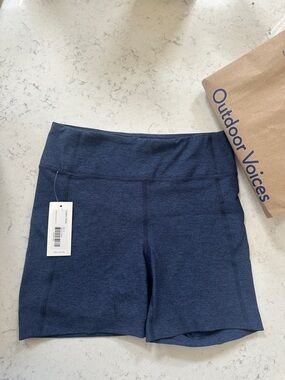 Outdoor Voices - Navy Blue Women's Active Shorts - Small - NWT